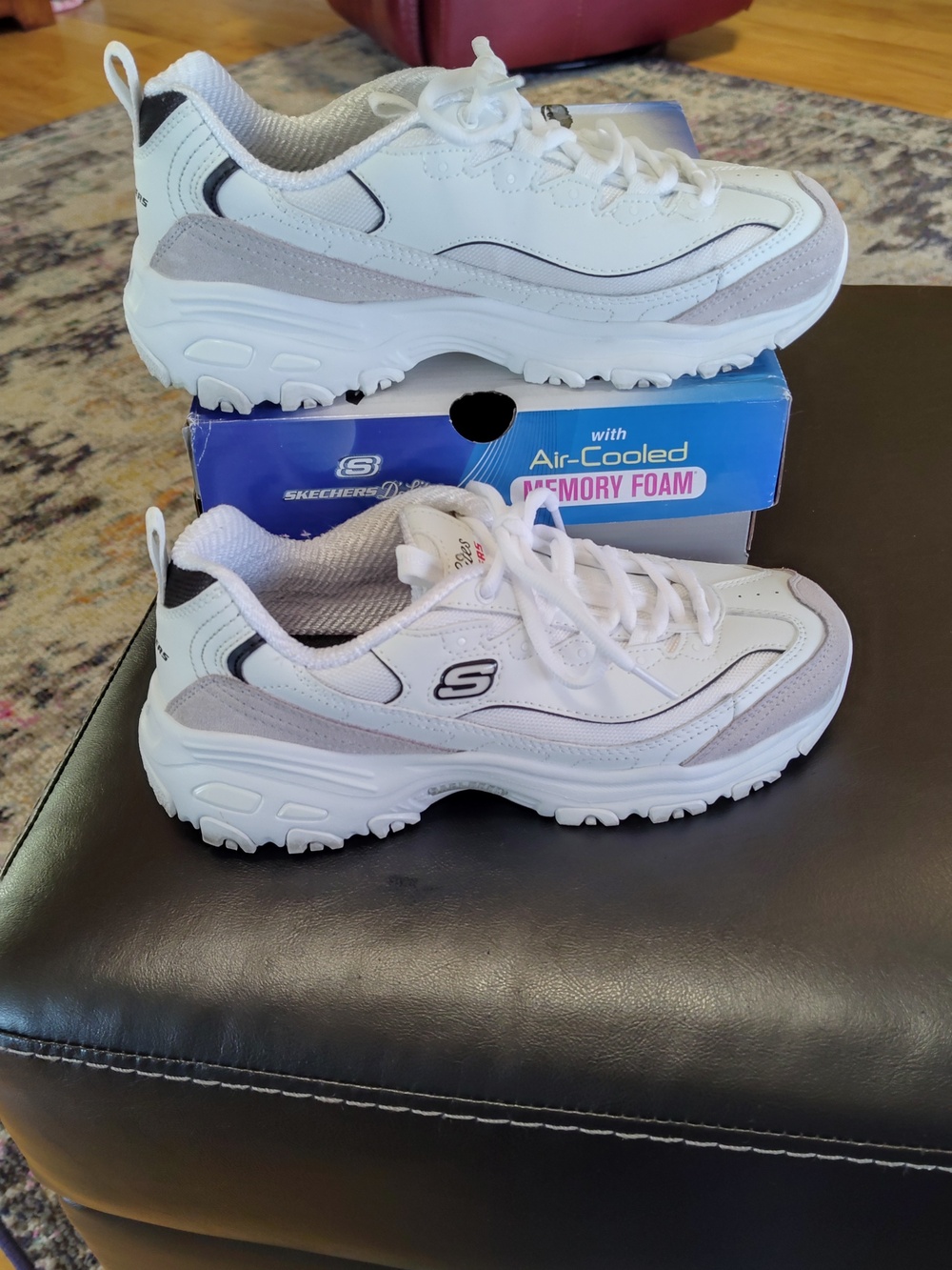 Skechers D'Lites, size 8, White & Tan - Picture 3 of 9